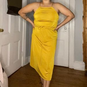 Gold Zara Dress 🥂